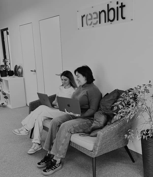 Logistics Software Development Services - Reenbit